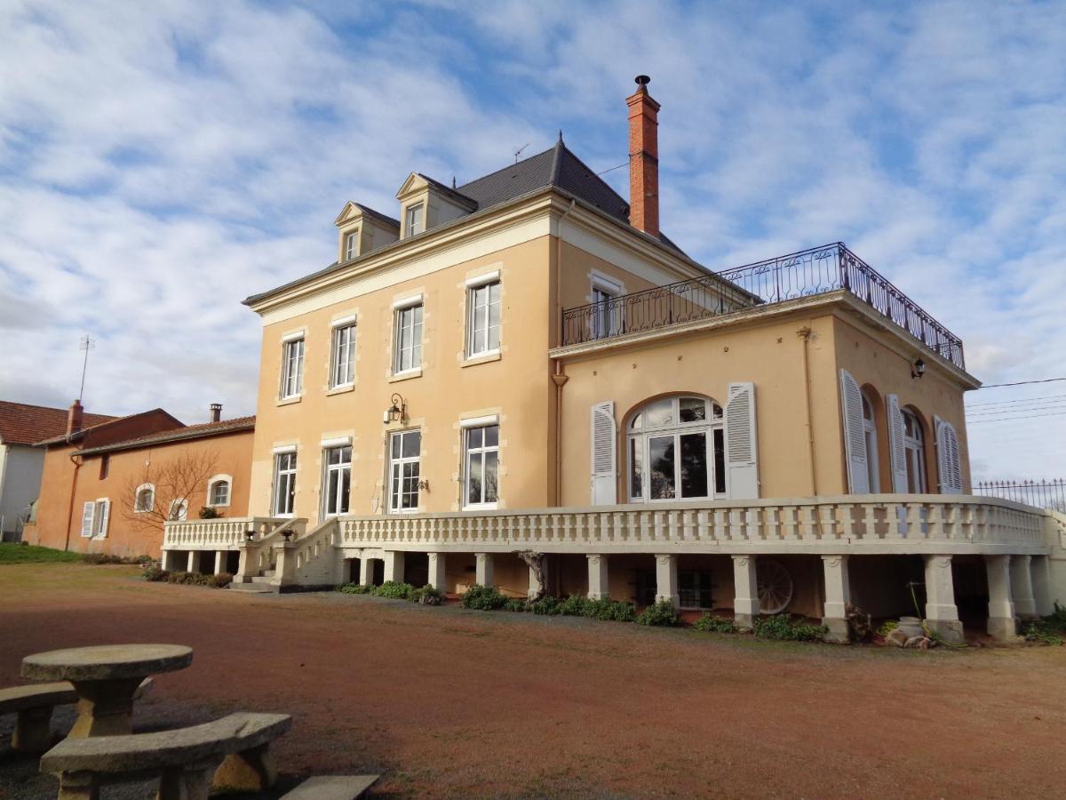 Bed and Breakfast Domaine Berenguer Ouches Exterior foto